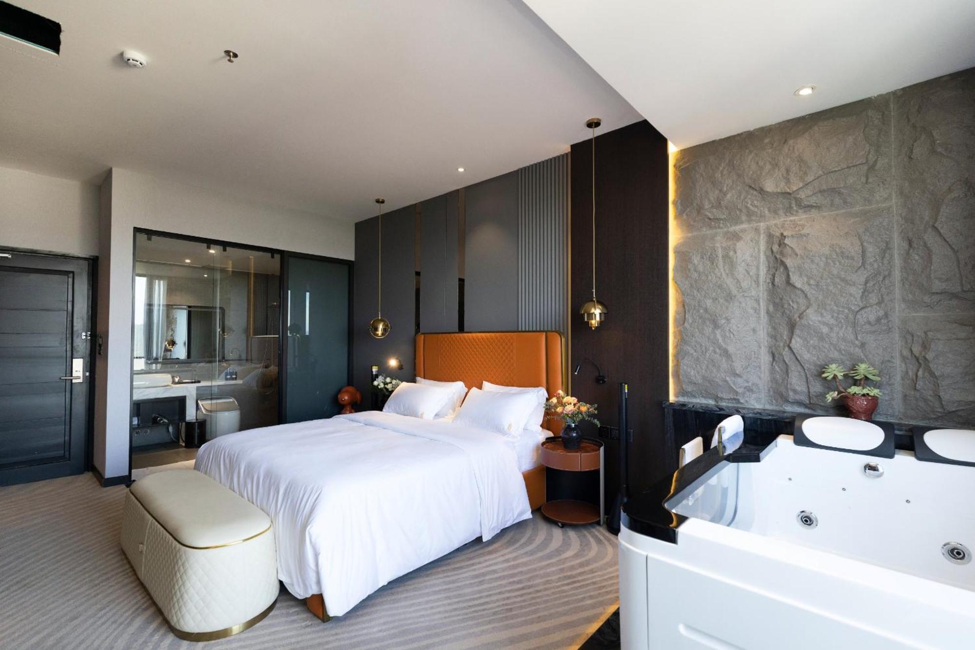 New Century Hotel - Dalat Экстерьер фото